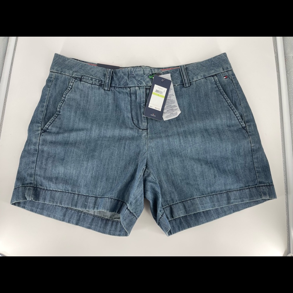 $10 - Tommy Hilfiger Navy / Denim Chino Shorts Size 4